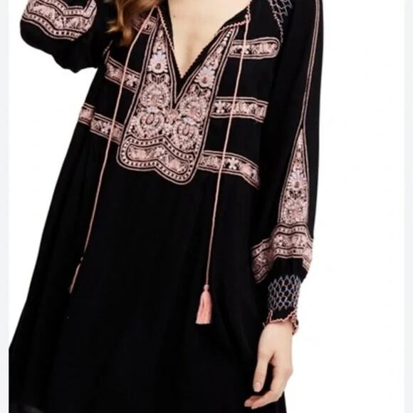 Free People Wind Willow Peasant Mini Boho Embroid. Dress - LG - Picture 2 of 11